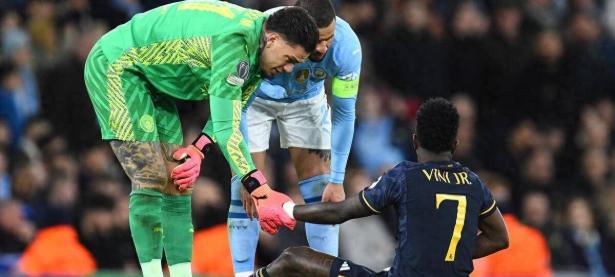 皇马主场告负，卢卡斯挥手示意离开？