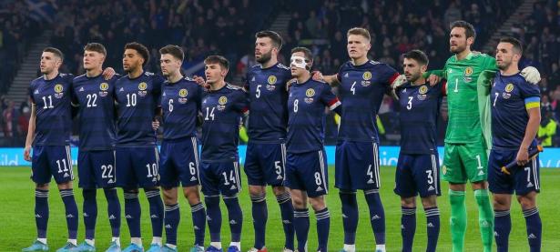 意大利客场平局，小组竞争压力大增