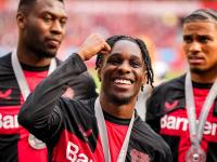 包含利物浦球星加盟纽伦堡，德甲争冠格局再添变数的词条