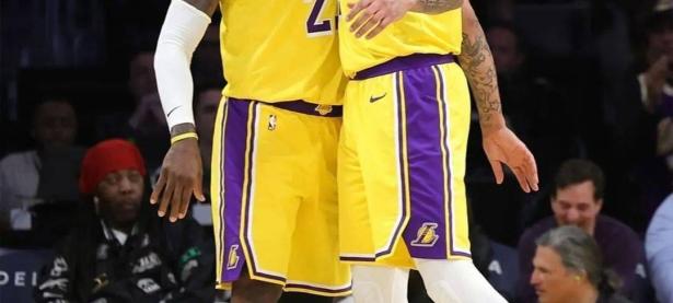 老鹰狂砍詹姆斯分，复出首战轰40分迎来新赛季高光！