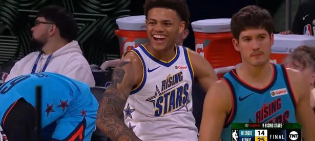 关于热门新秀再次引爆比赛，成为球队亮点的信息