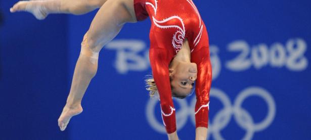 杜兰特官方宣布重要助攻新规，老鹰引发争议！再创辉煌时刻