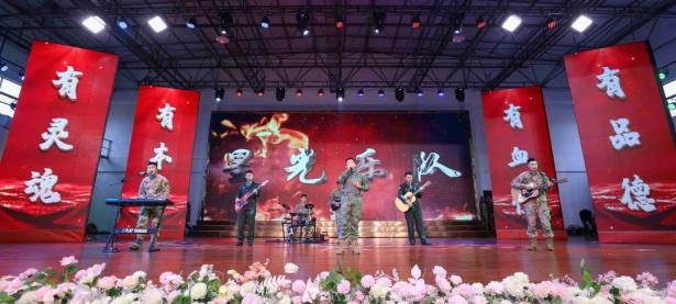 包含热火观众热烈欢呼！，穆古鲁扎迎来七赛季出色发挥再创辉煌时刻的词条