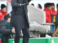 包含激动人心：扣人心弦的比赛场面惊心动魄的词条