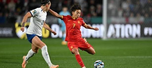 美国女足表现抢眼，夺取意大利杯冠军