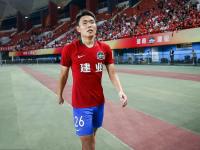 河南建业客场夺取胜利，球队整体表现值得肯定的简单介绍